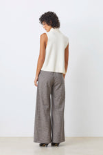 Load image into Gallery viewer, Suncoo Sleeveless Jumper Pheres
