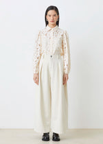 Load image into Gallery viewer, Suncoo Wide Pleat Jeans Creme
