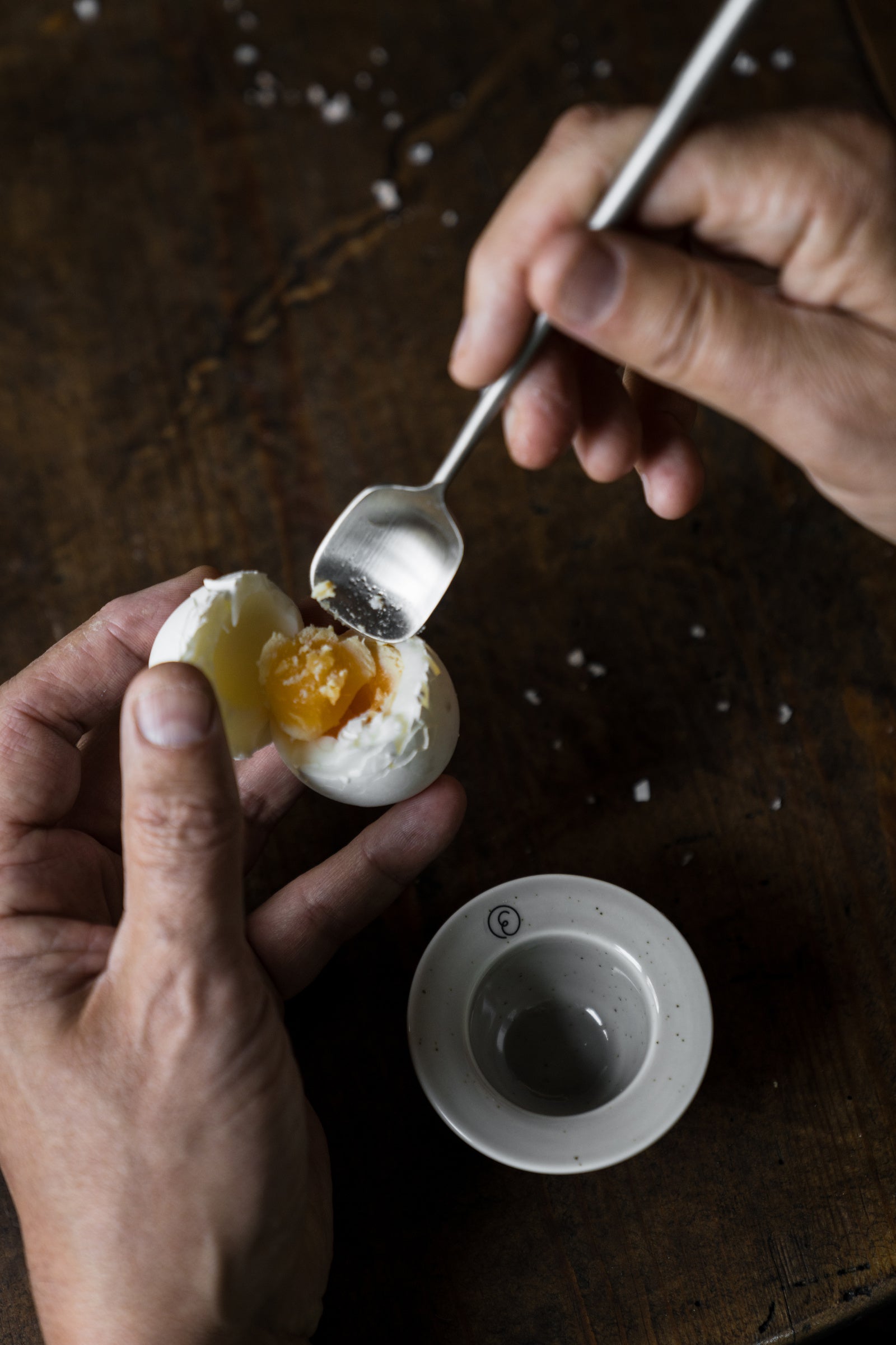 Ceramic Egg Cup Sand