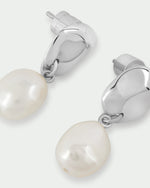 Load image into Gallery viewer, Perla Earrings Silver
