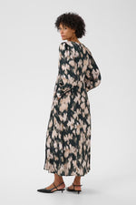Load image into Gallery viewer, Part Two Ciluca Dress Floral Print
