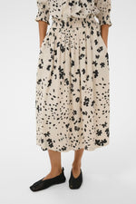 Load image into Gallery viewer, Part Two Skirt Black Floral Amaia
