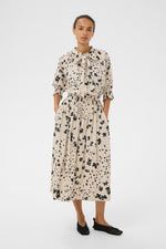 Load image into Gallery viewer, Part Two Skirt Black Floral Amaia
