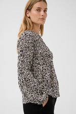 Load image into Gallery viewer, Part Two Siffe Top with Smocking

