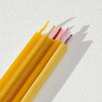 Load image into Gallery viewer, Ovo Beeswax Candles Red and Pink Wicks Pack of 5
