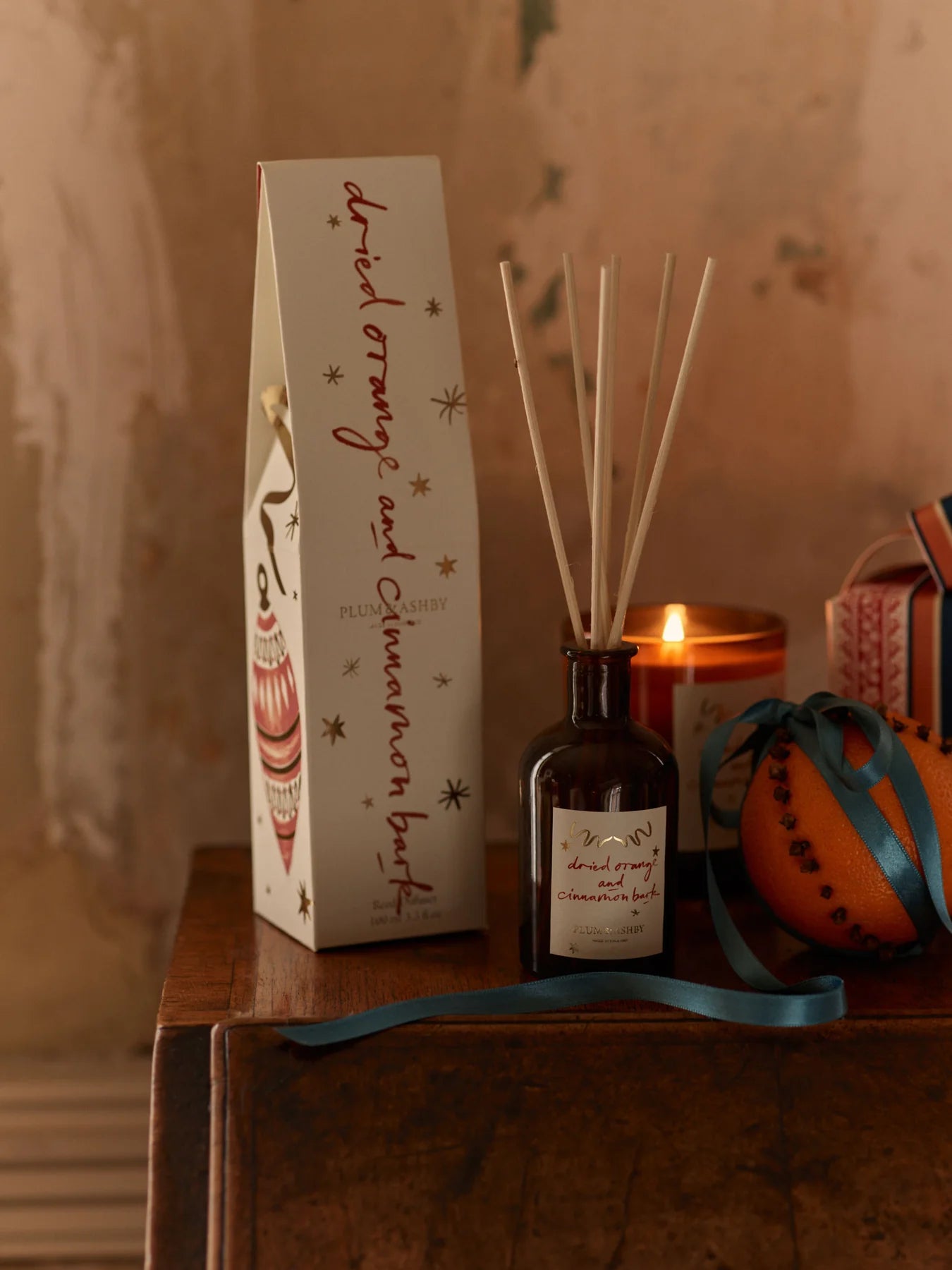 DRIED ORANGE AND CINNAMON BARK DIFFUSER