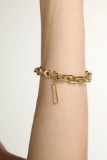 Load image into Gallery viewer, Link Bracelet Gold

