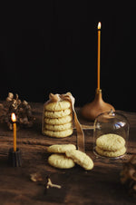 Load image into Gallery viewer, Ovo Beeswax Candles Coloured Wicks Pack of 10
