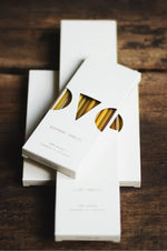 Load image into Gallery viewer, Ovo Beeswax Candles Blue Wicks Pack of 5
