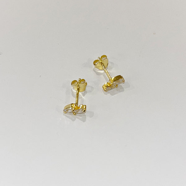 KSE-101 GOLD STUD EARRINGS WITH STONE