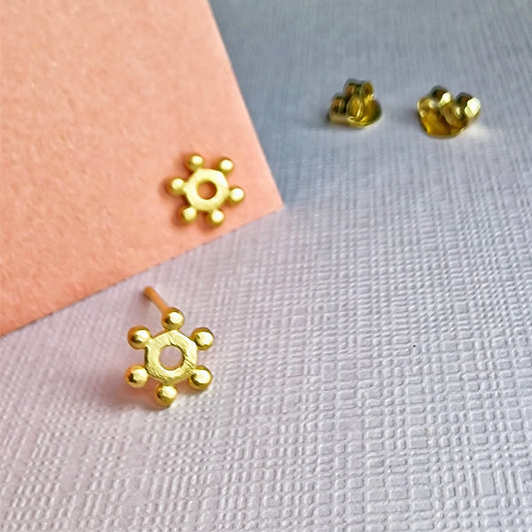 GOLD STUD BOHO STAR EARRINGS SOH 1111