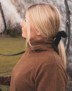 Load image into Gallery viewer, Pony Tail Pin Black Velvet Bow
