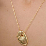 Load image into Gallery viewer, Fossil Necklace Gold
