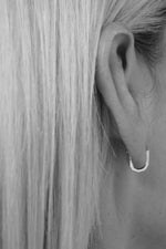 Load image into Gallery viewer, Invoke Earrings Silver
