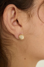 Load image into Gallery viewer, Align Earrings Gold

