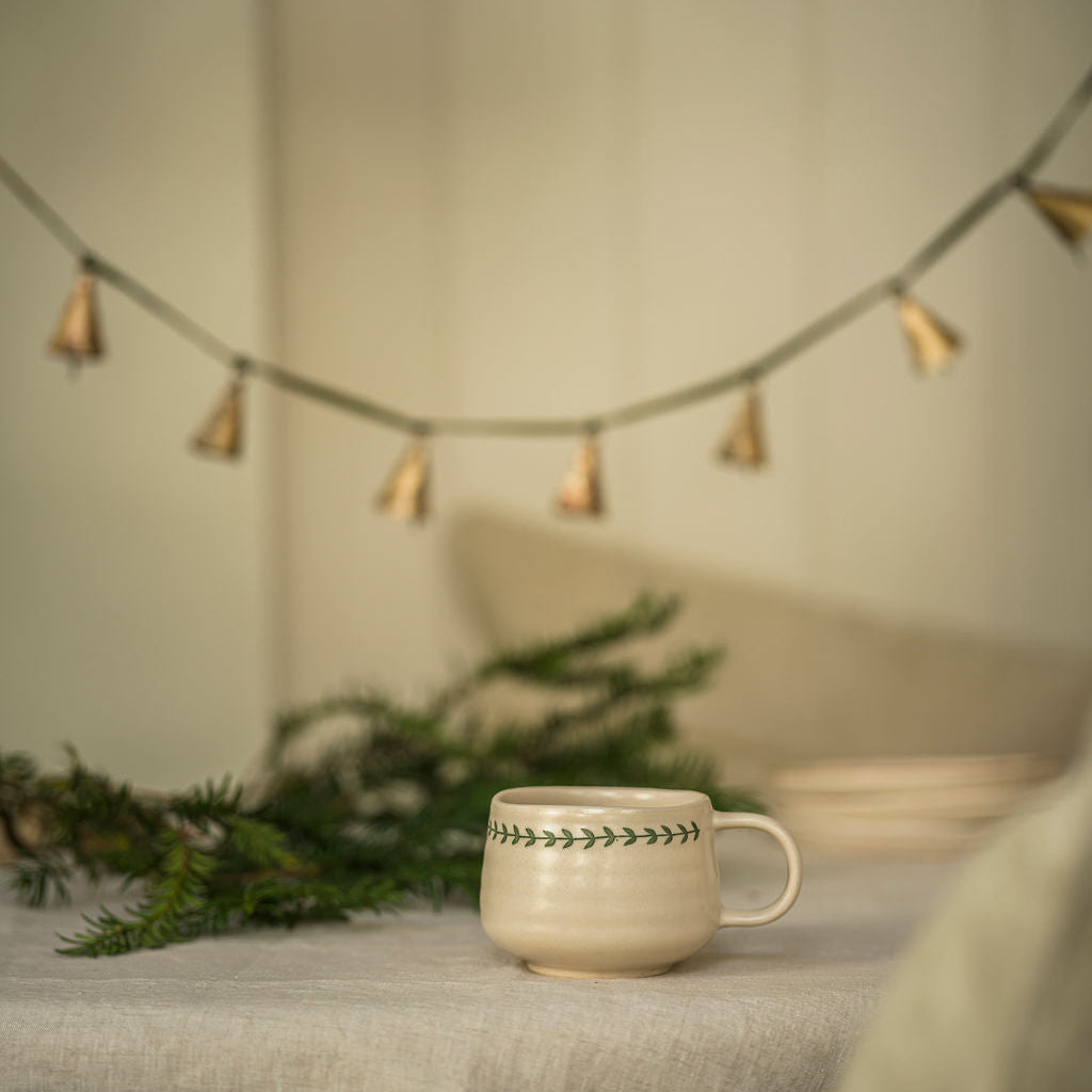 Hand Painted Wreath Mug