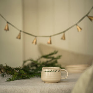Hand Painted Wreath Mug