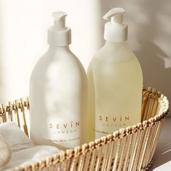 SEVIN PORCELAIN WHITE HAND AND BODY LOTION 300ML