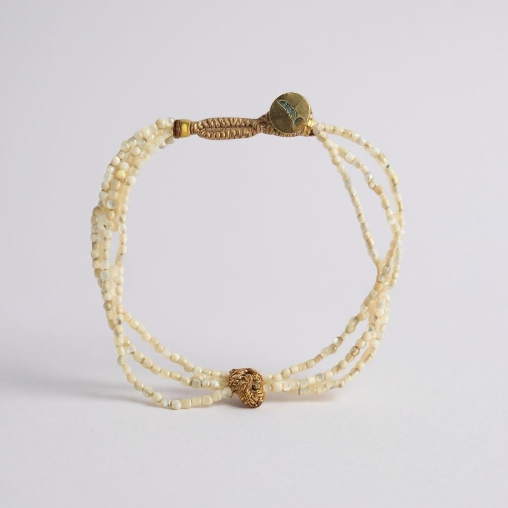 AB29 Lulu Bracelet Fresh Mother of Pearl