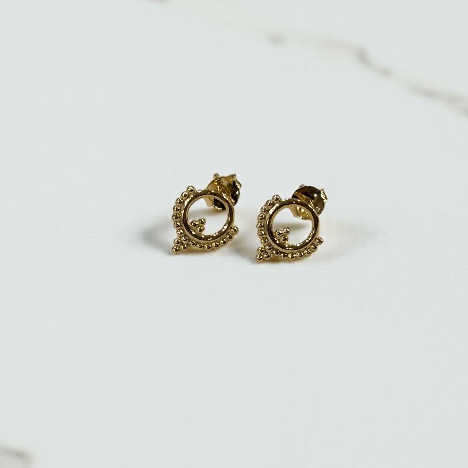 PL-174 Circle Detailed Stud Earrings Gold