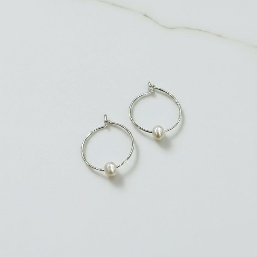 KSE-53 Minimal Pearl Hoop Earrings Silver
