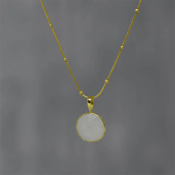NP103 GOLD NECKLACE WITH RAINBOW MOONSTONE PENDANT