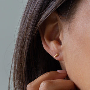 GOLD RICE GRAIN STUD EARRINGS SOH 1008