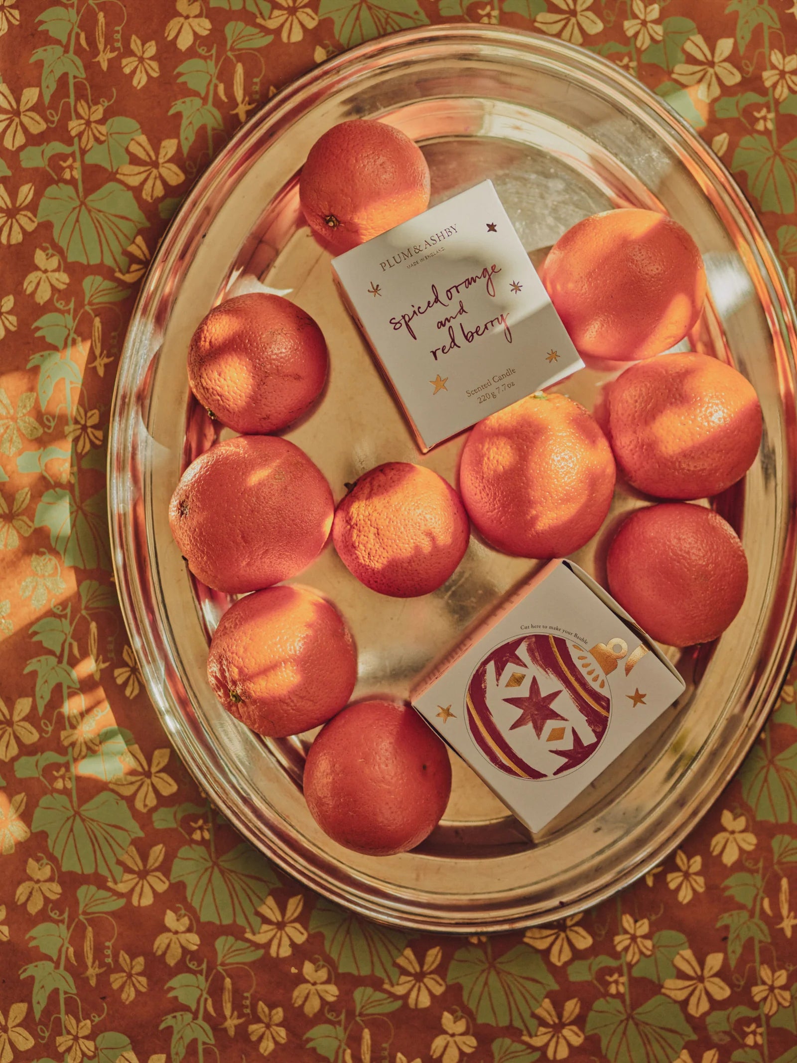 SPICED ORANGE AND RED BERRY CANDLE