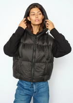 Load image into Gallery viewer, Mos Mosh Kiara Tally Down Vest Jacket
