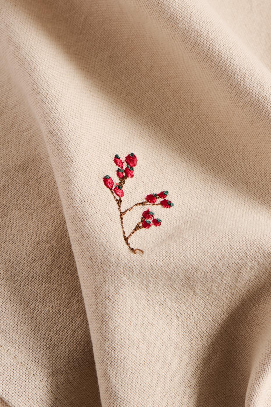 Napkin Natural with Berry Embroidery