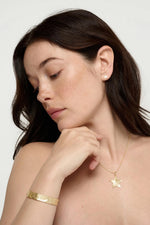 Load image into Gallery viewer, Tutti Solstice Star Necklace Gold
