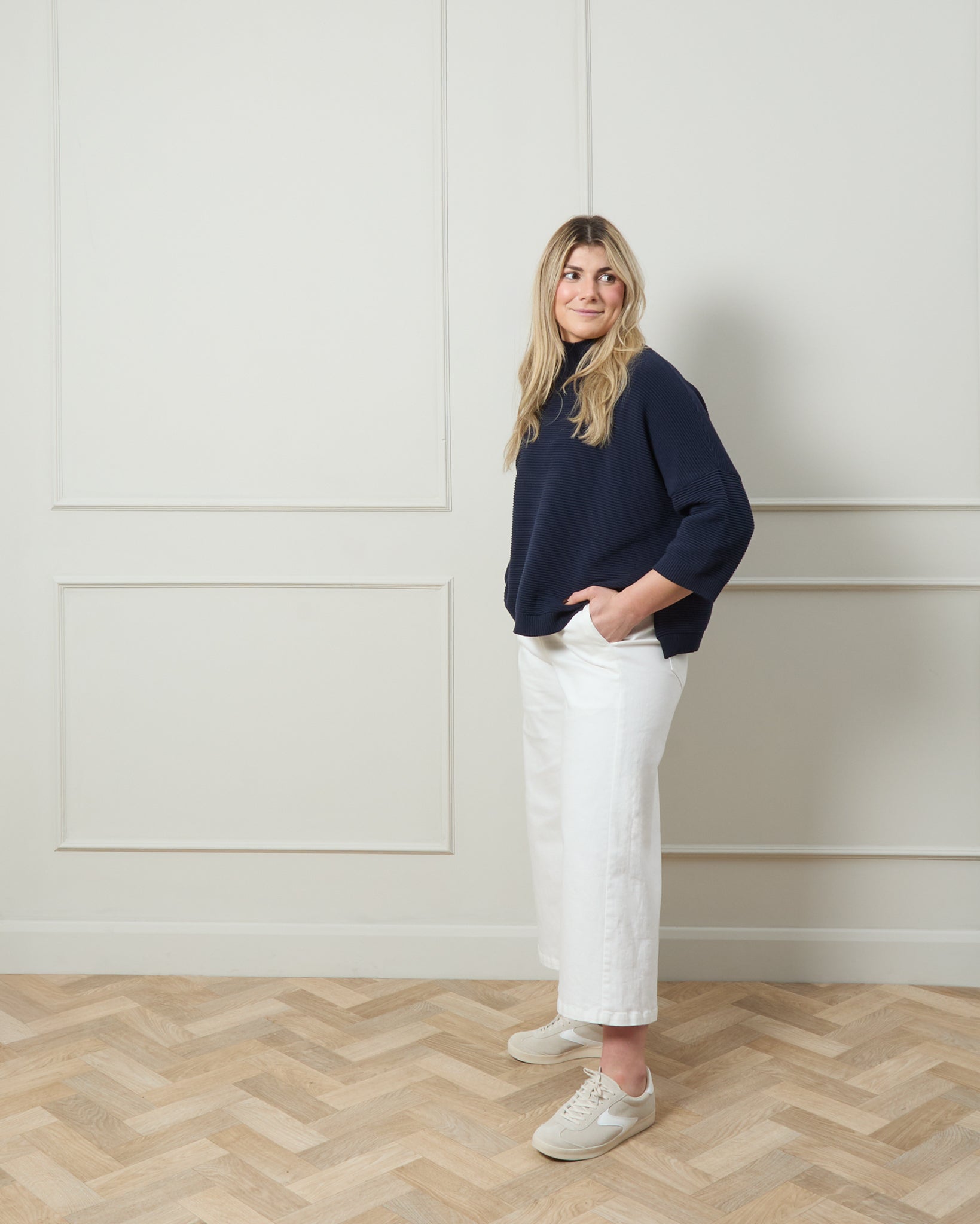 Chalk Vicki Jumper Navy