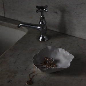 NATURAL SHAPE SMOOTH WHITE BOWL HIGH