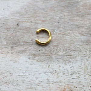 KSE-94 GOLD CHUNKY EAR CUFF