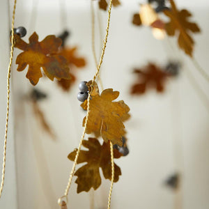 WIRE AND BEAD LEAVES HANGING DECORATION