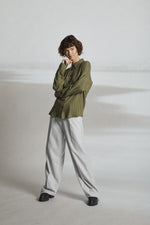 Load image into Gallery viewer, Mat de Misaine Charme Raye Pistache Shirt
