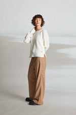 Load image into Gallery viewer, Mat de Misaine Tauksi Calcaire Long Sleeve Knit Jumper
