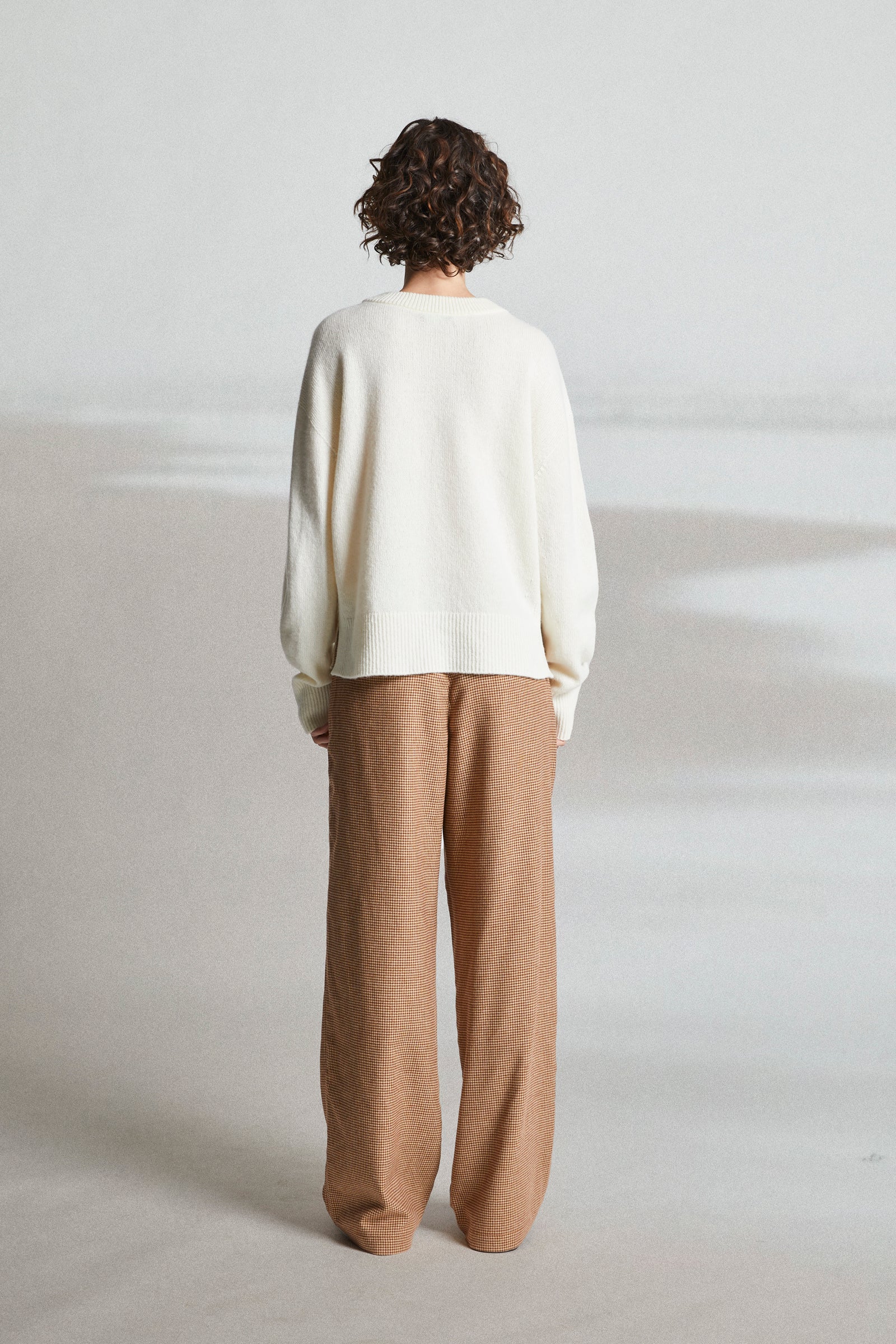 Mat de Misaine Tauksi Calcaire Long Sleeve Knit Jumper