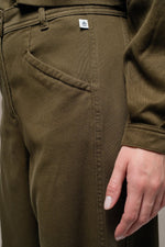 Load image into Gallery viewer, Mat De Misaine Pasadena Trousers Olive Green
