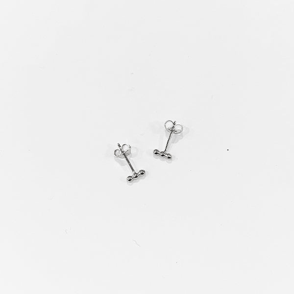 PL-200 SILVER THREE BALL STUD EARRINGS