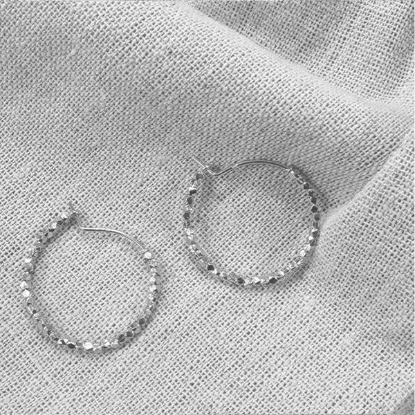 KSE-84 a Silver Faceted Beaded Hoop Earrings Medium