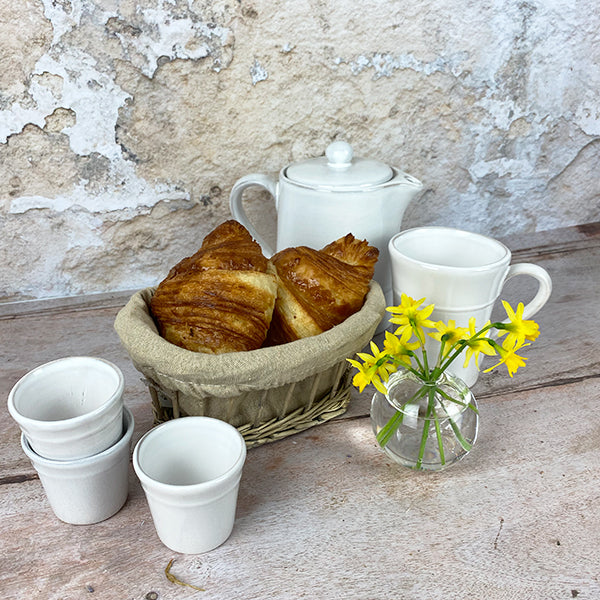 LITTLE BASKET WITH LINEN INNER