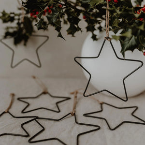 SMALL METAIL STAR DECORATION WITH TWINE BLACK