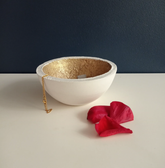WHITE CONCRETE BOWL WITH GOLD INNER