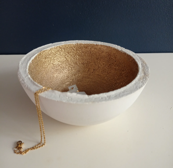 WHITE CONCRETE BOWL WITH GOLD INNER